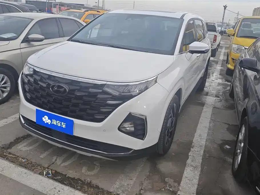 Hyundai Custo — фото 1