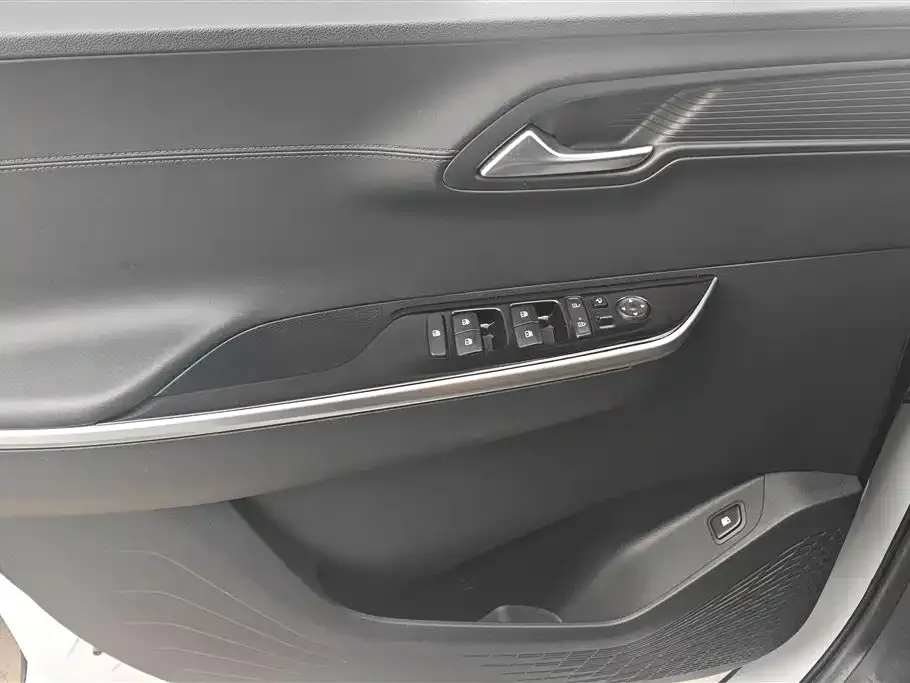 Hyundai Custo — фото 2