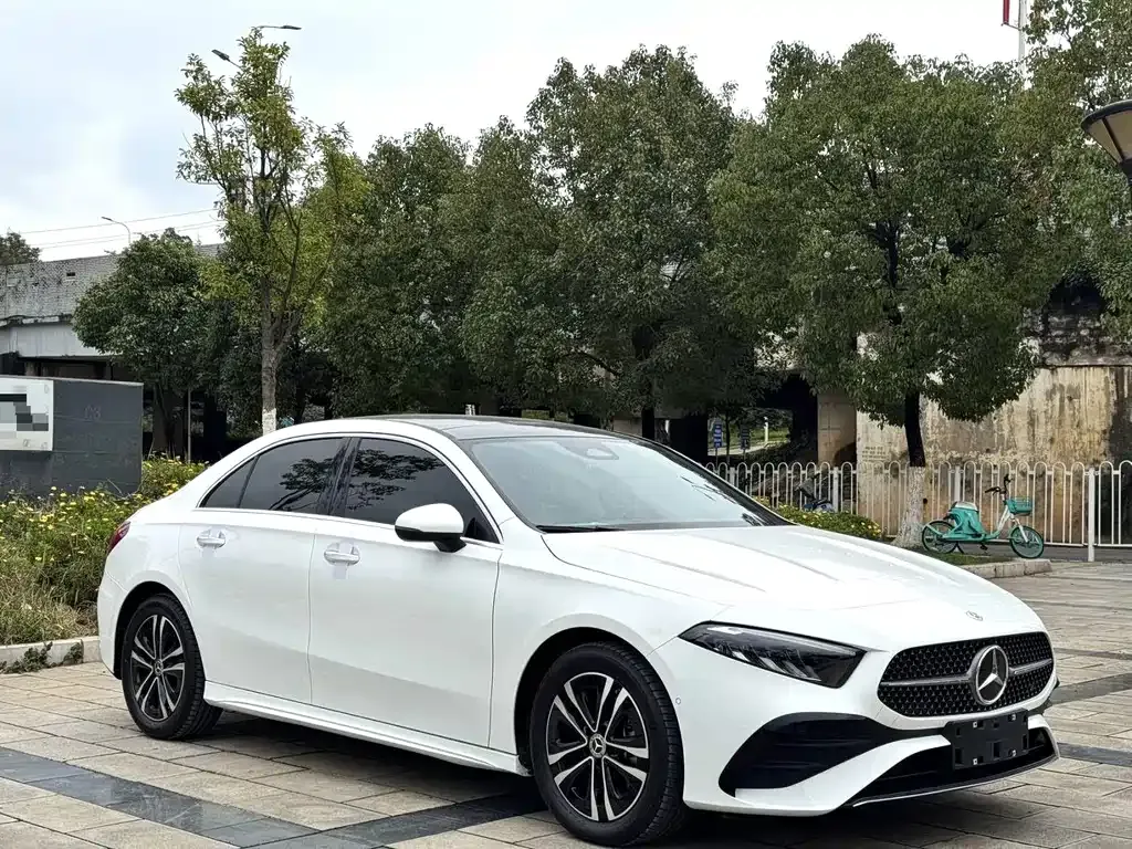 Mercedes-Benz A-Class — фото 3