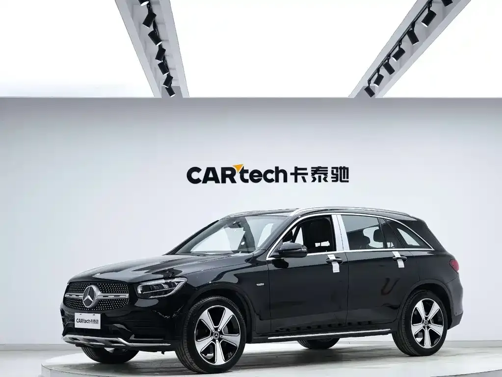 Mercedes-Benz GLC — фото 1