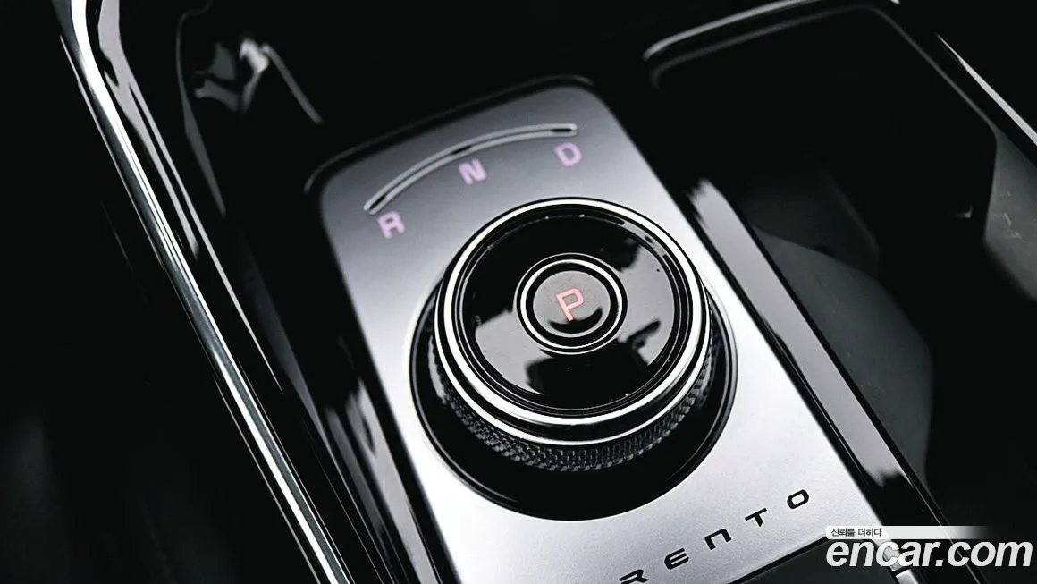 Kia Sorento — фото 5