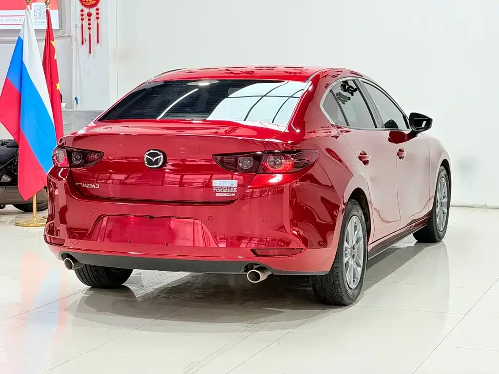 Mazda 3 Axela — фото 5