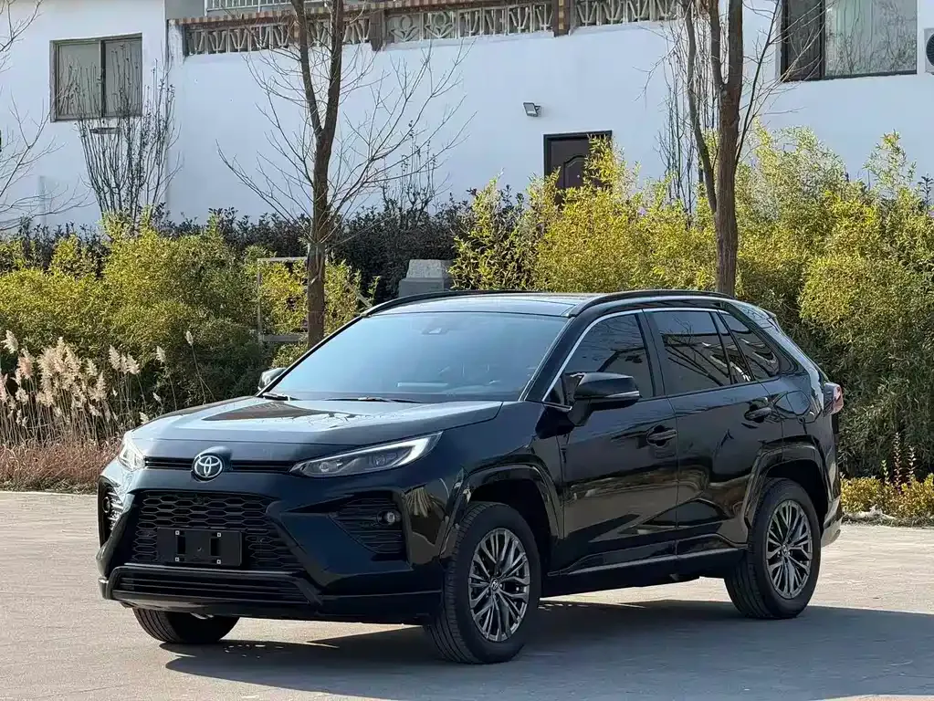 Toyota Wildlander — фото 1