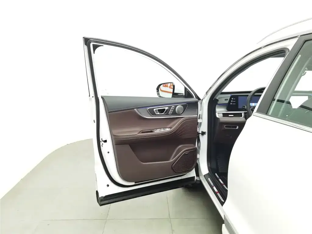 Chery Tiggo 8 PRO — фото 3