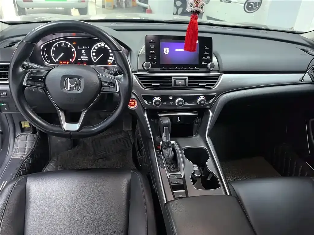 Honda Accord — фото 3