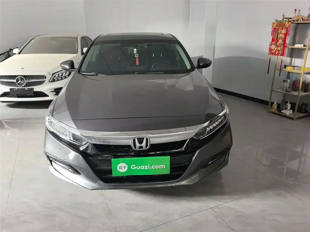Honda Accord — фото 8
