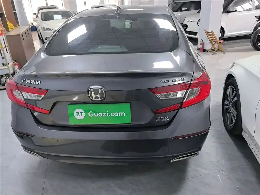 Honda Accord — фото 4