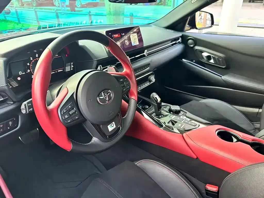 Toyota Supra — фото 8