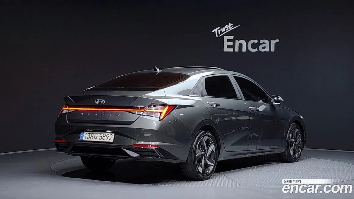 Hyundai AVANTE — фото 2
