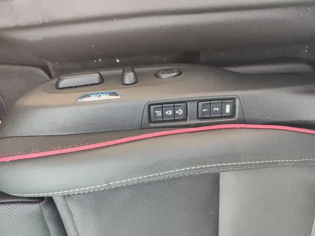 Buick Regal — фото 8