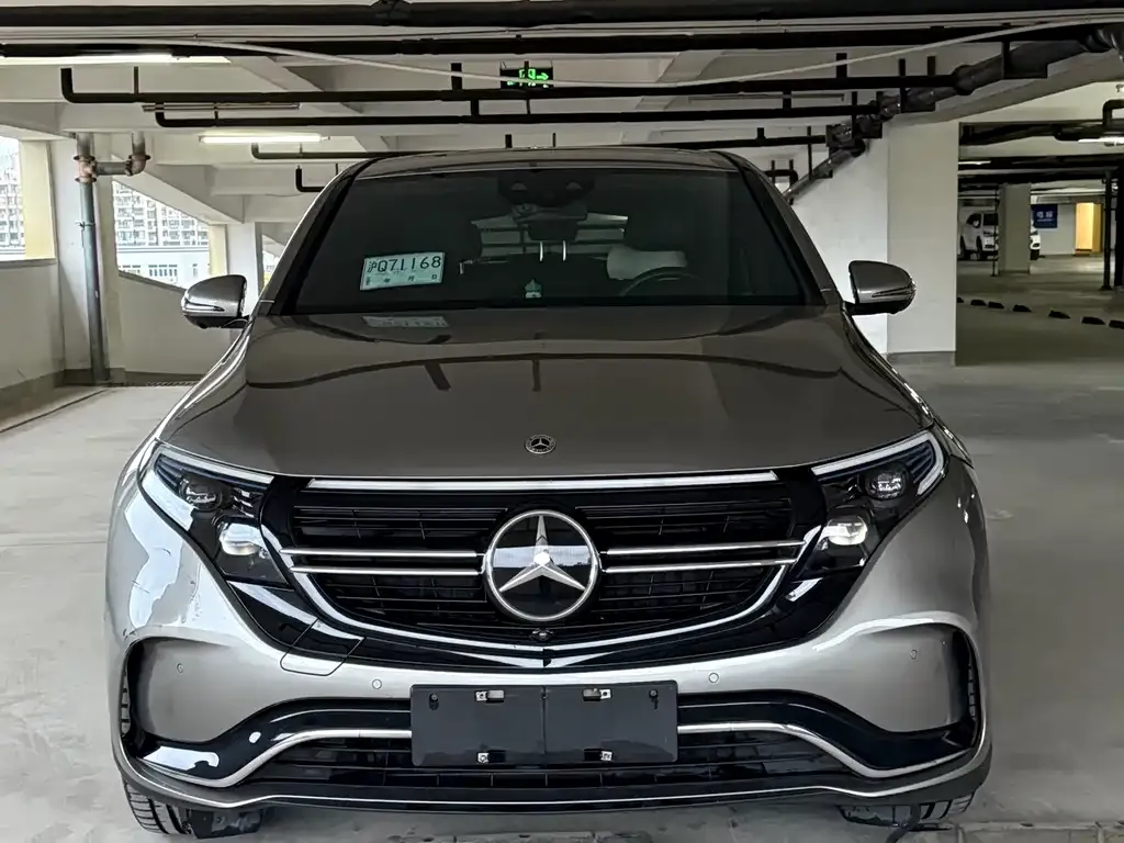 Mercedes-Benz EQC — фото 2