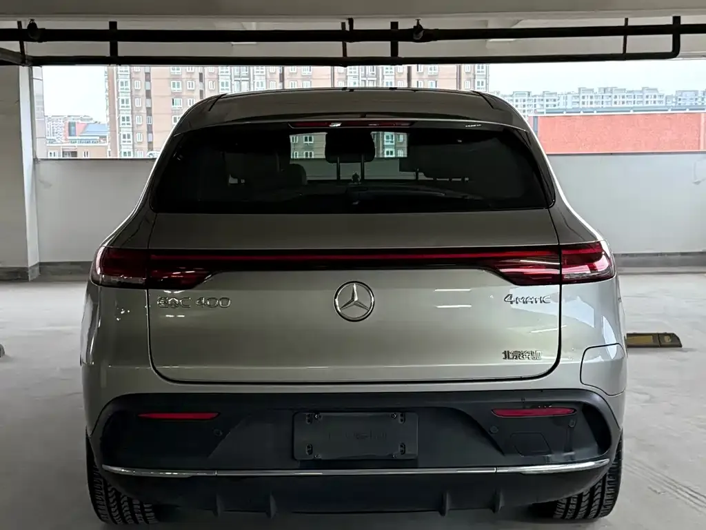 Mercedes-Benz EQC — фото 5