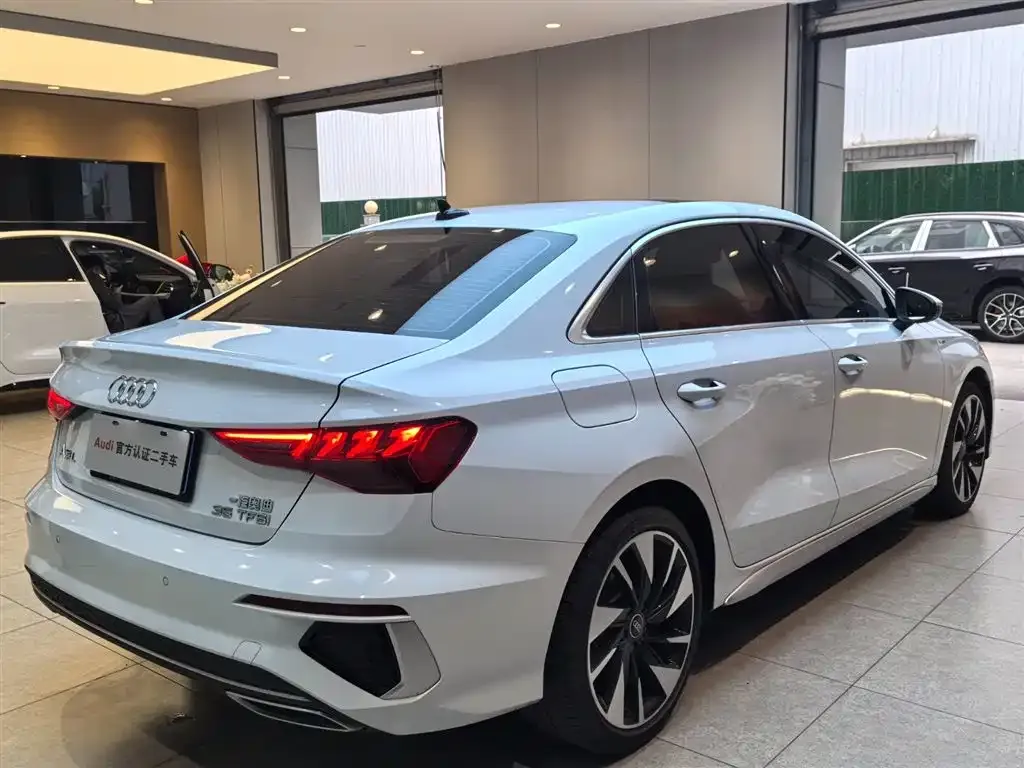 Audi A3 — фото 2