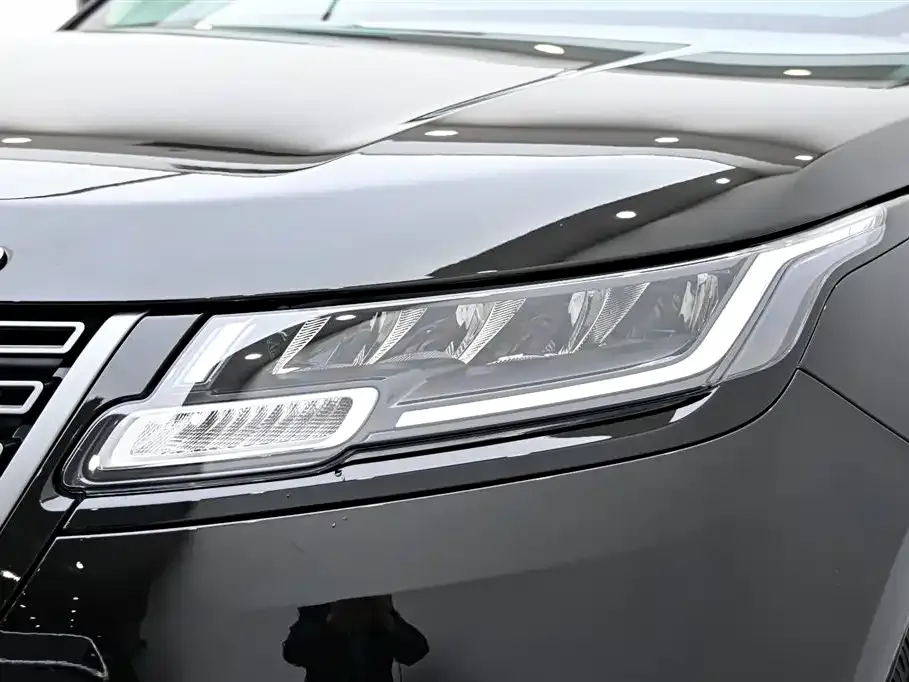 Land Rover Velar — фото 10