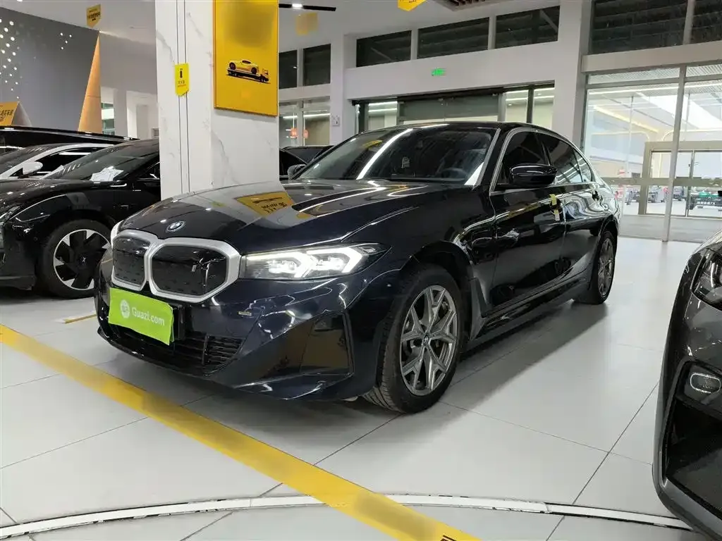 BMW i3 — фото 1