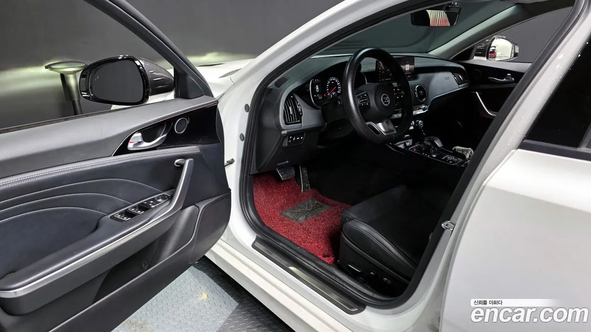 Kia Stinger — фото 10