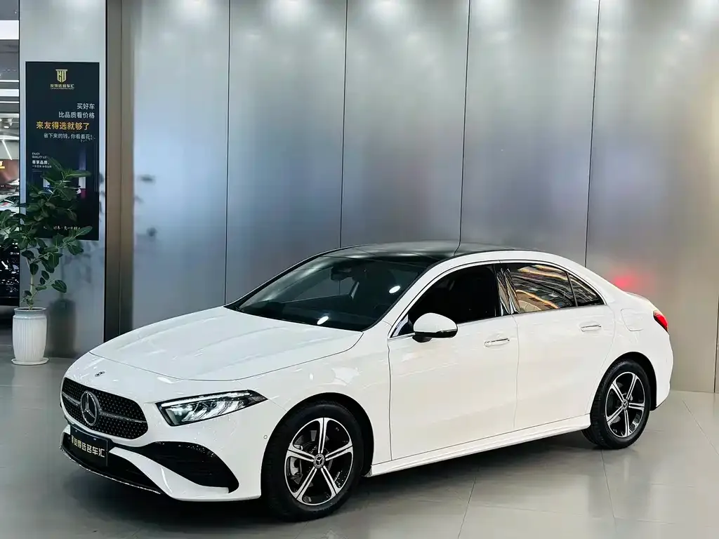 Mercedes-Benz A-Class — фото 1