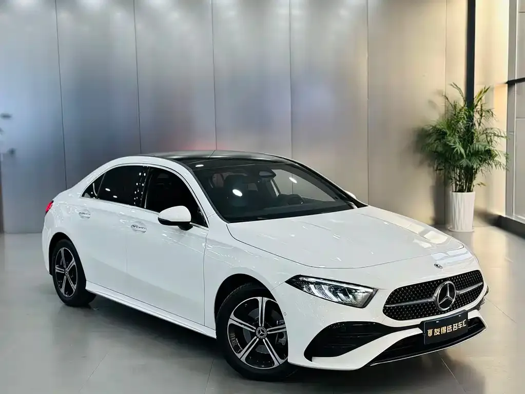 Mercedes-Benz A-Class — фото 4