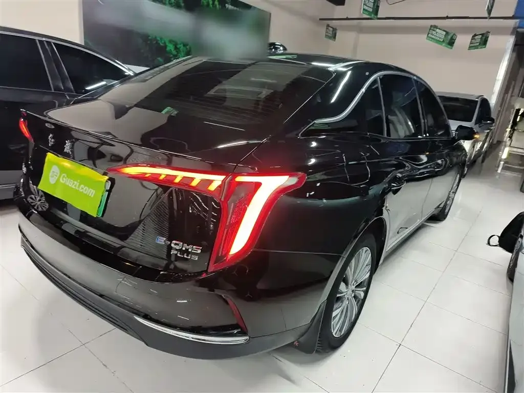 Hongqi E-QM5 — фото 2