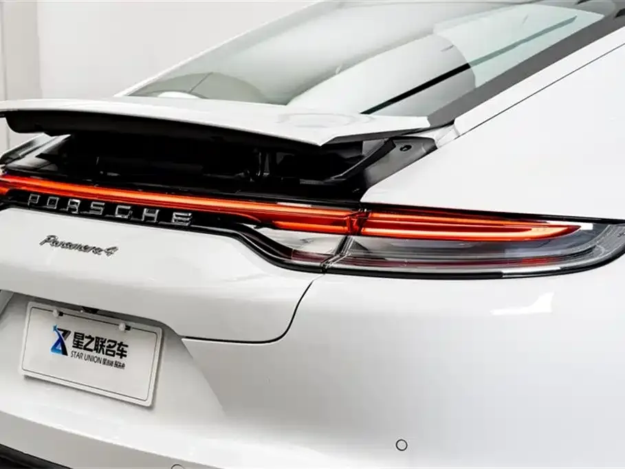 Porsche Panamera — фото 4
