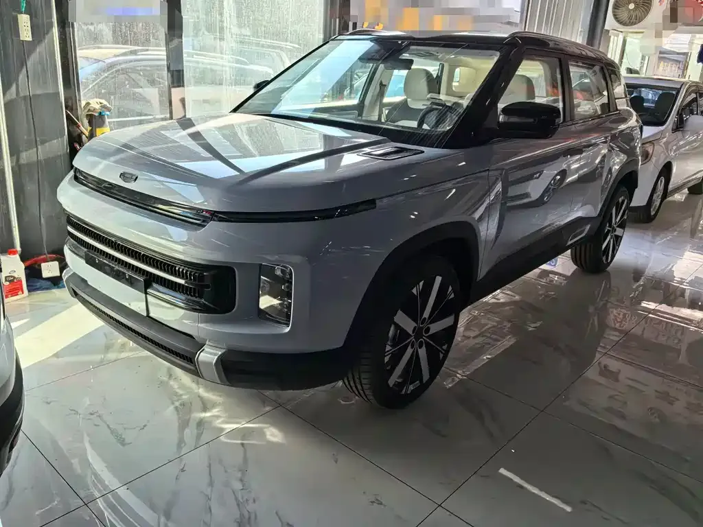 Geely Icon — фото 1