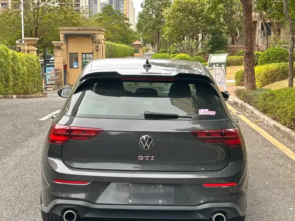 Volkswagen Golf GTI — фото 7