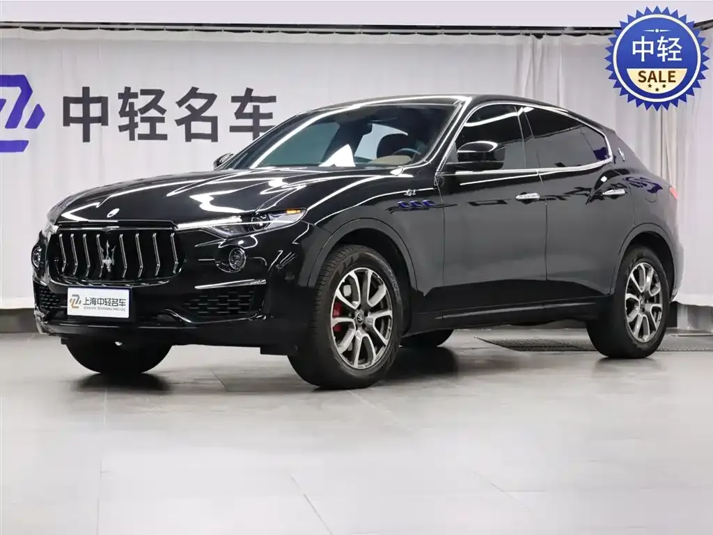 Maserati Levante — фото 1