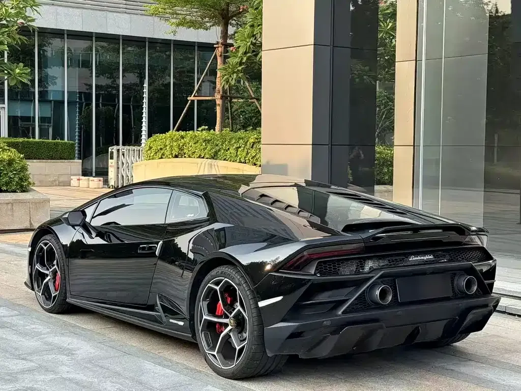 Lamborghini Huracan — фото 5