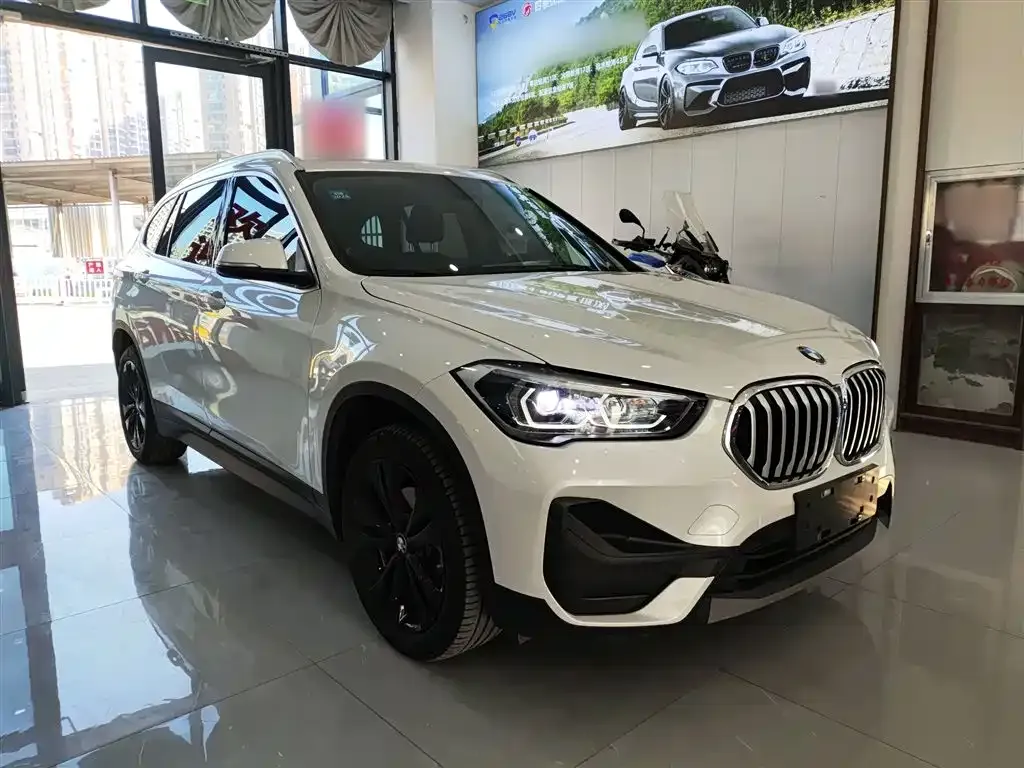 BMW X1 — фото 10