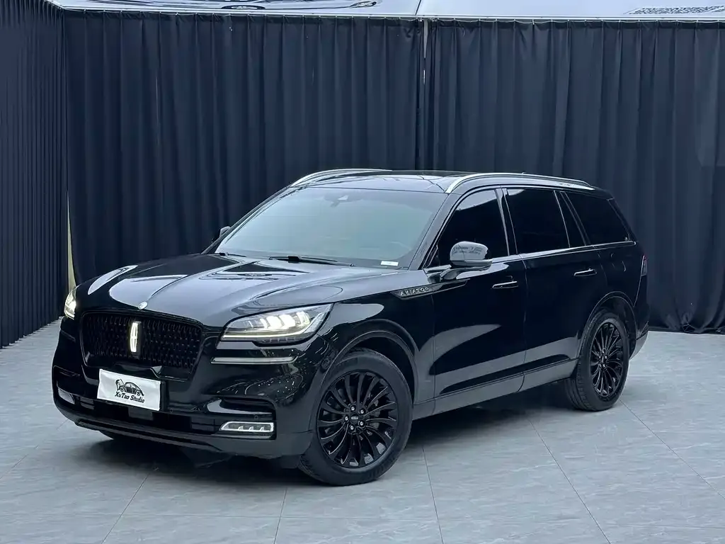 Lincoln Aviator — фото 1