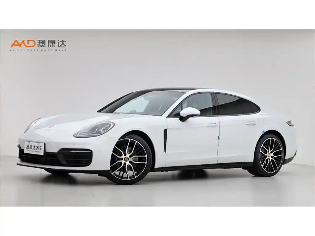 Porsche Panamera — фото 1