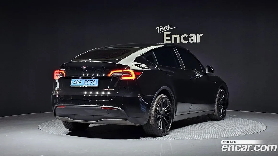 Tesla Model Y — фото 4