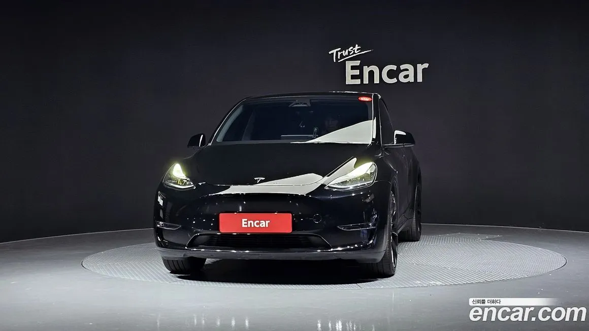 Tesla Model Y — фото 6