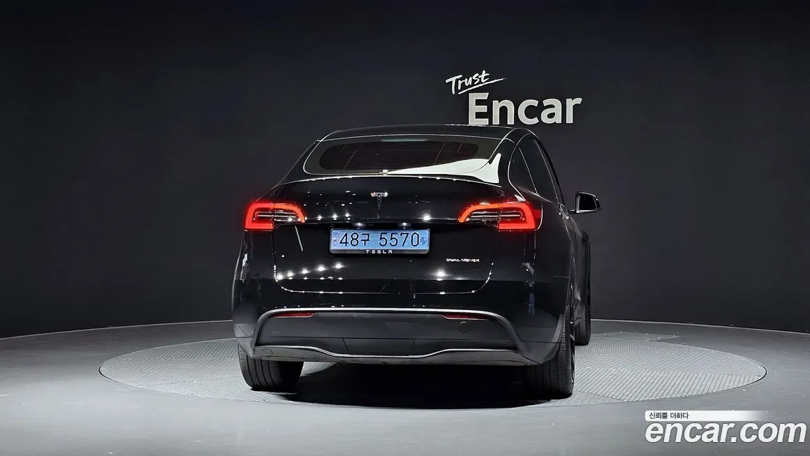 Tesla Model Y — фото 3