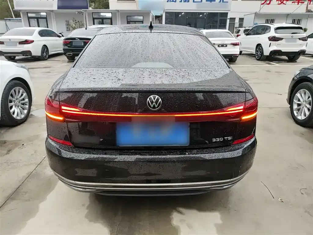 Volkswagen Passat — фото 6