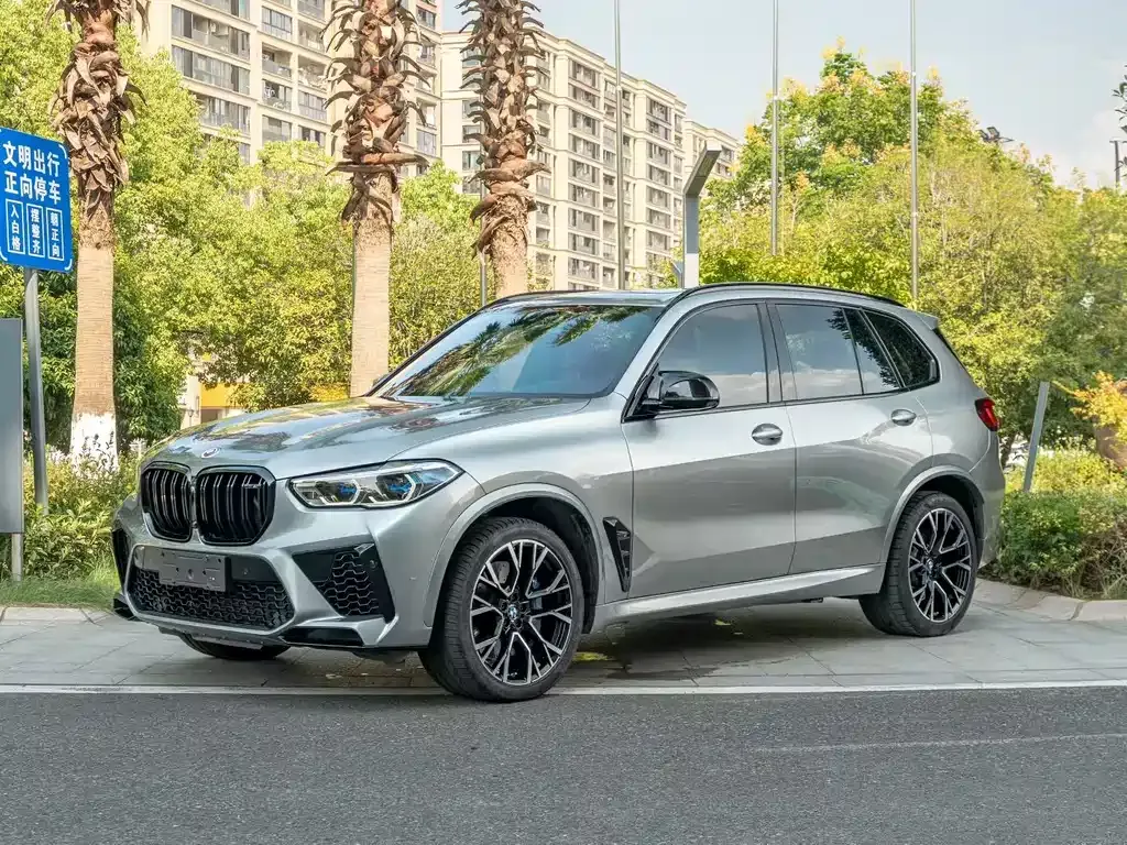 BMW X5 M — фото 1