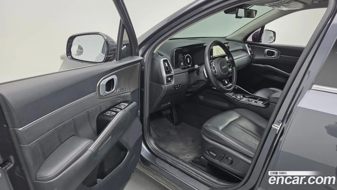 Kia Sorento — фото 8