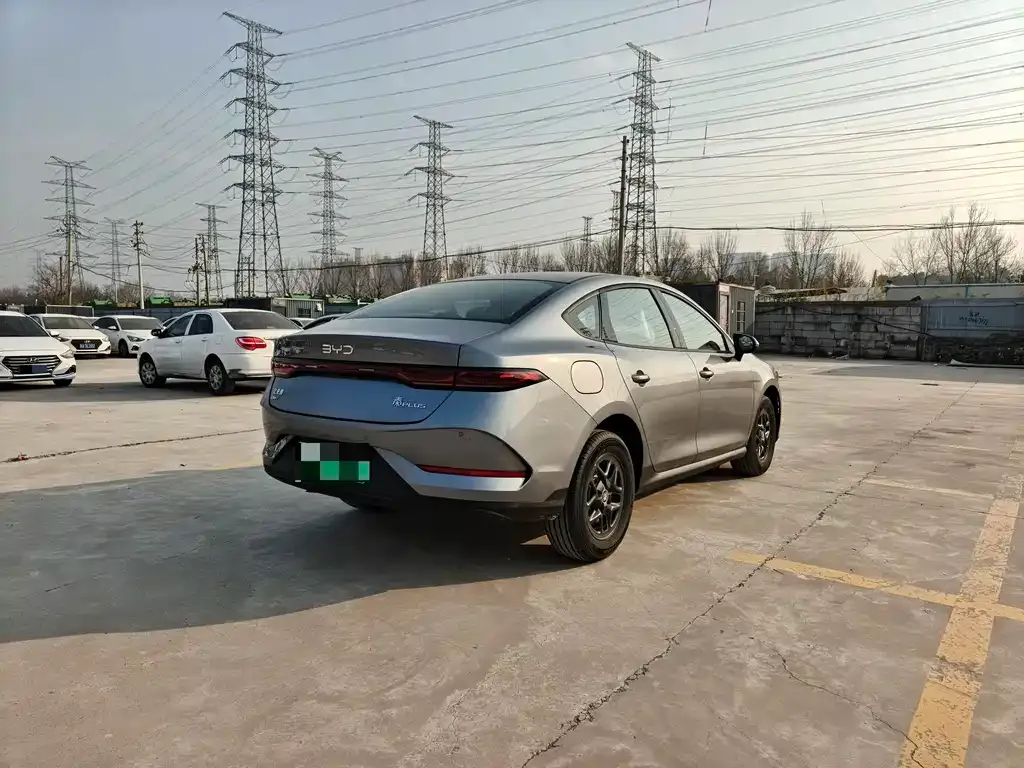 BYD Qin PLUS — фото 7