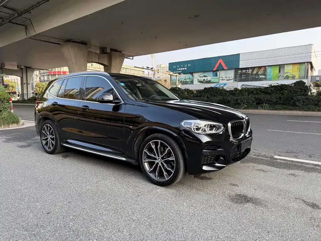 BMW X3 — фото 3