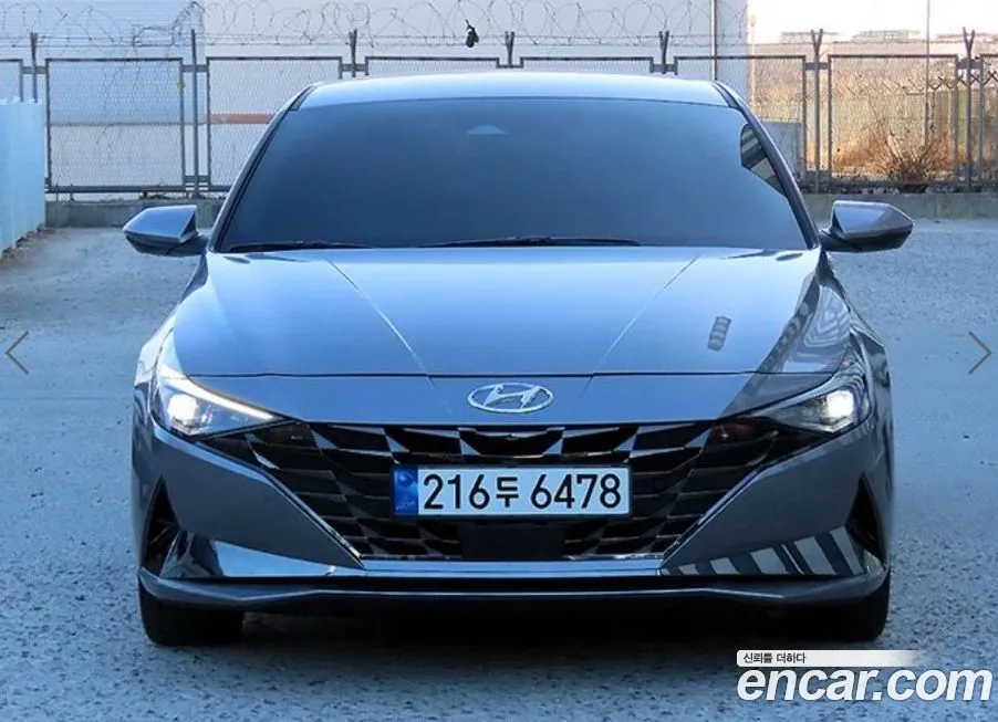 Hyundai AVANTE — фото 1