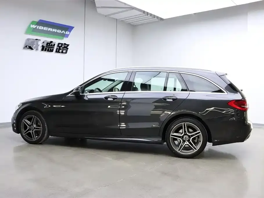 Mercedes-Benz C-Class (Import) — фото 2