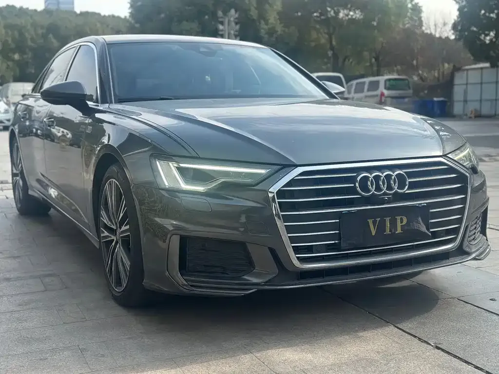 Audi A6L — фото 7