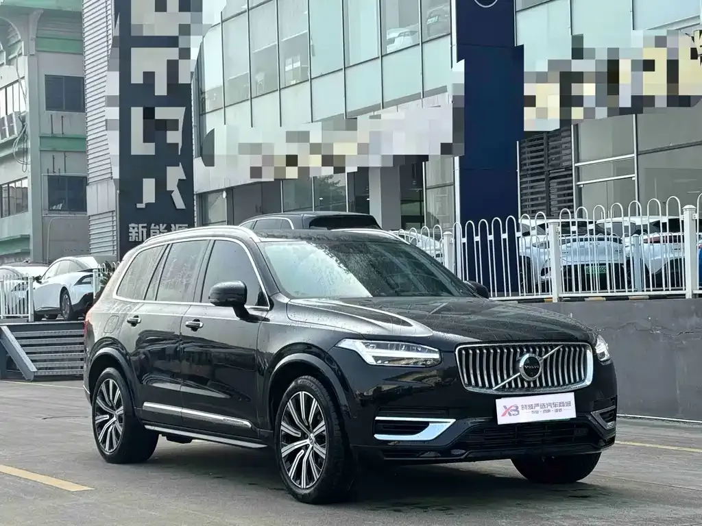 Volvo XC90 PHEV — фото 3