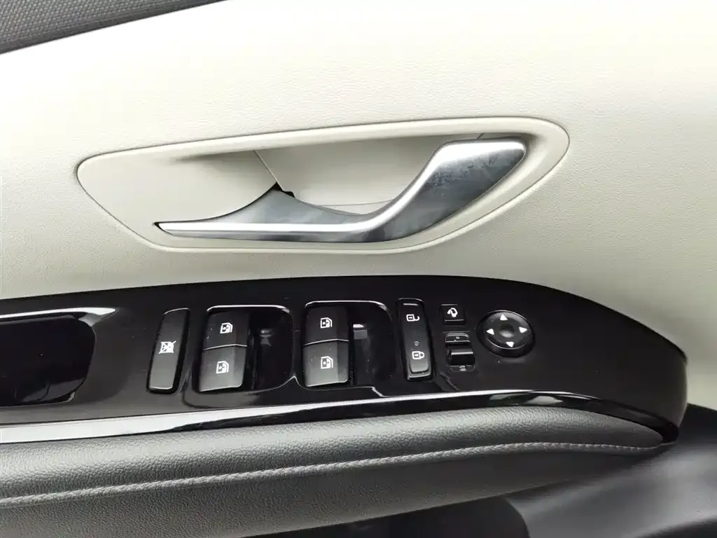 Hyundai Tucson — фото 7