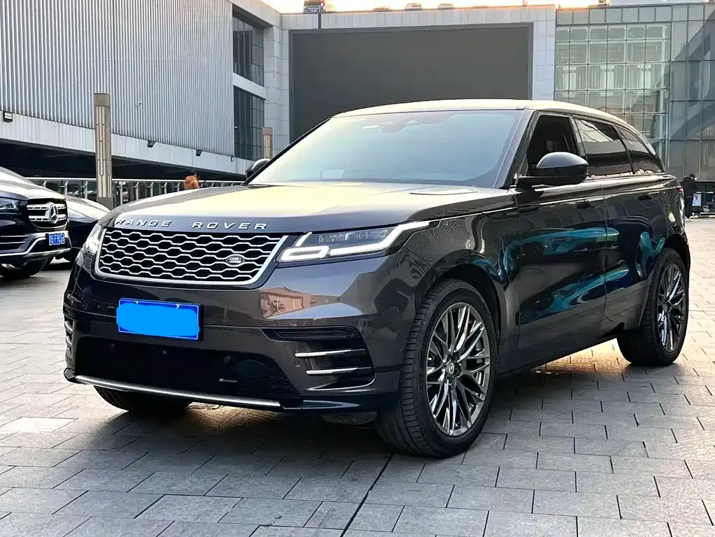 Land Rover Velar — фото 1