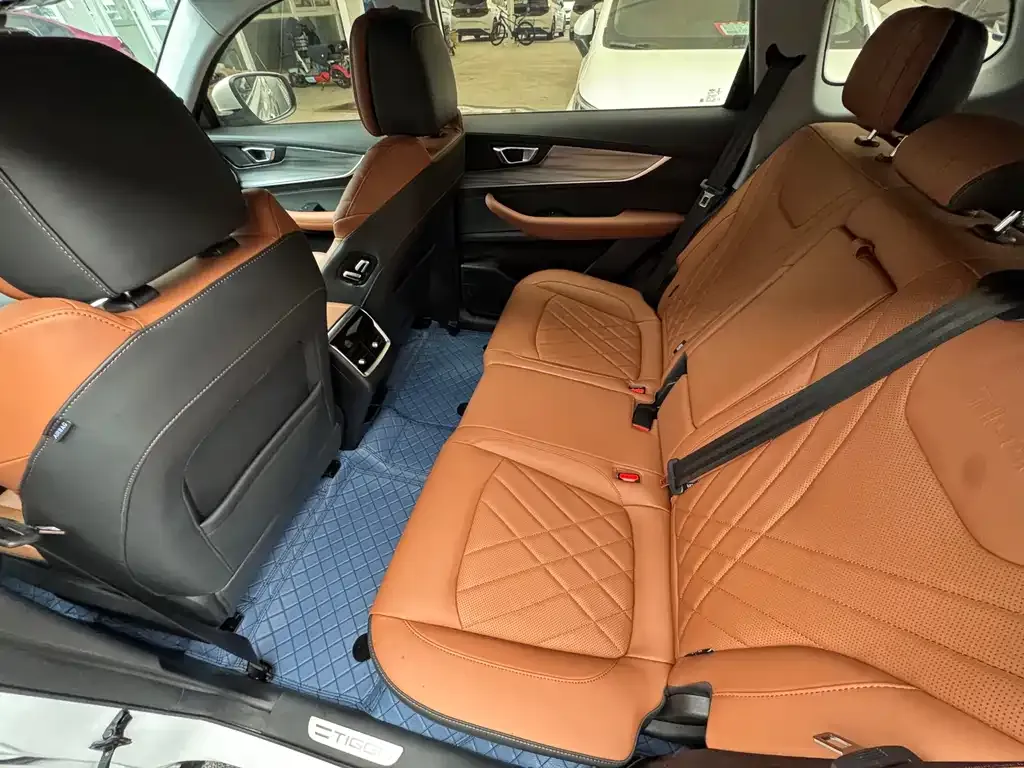Chery Tiggo 8 PLUS — фото 9