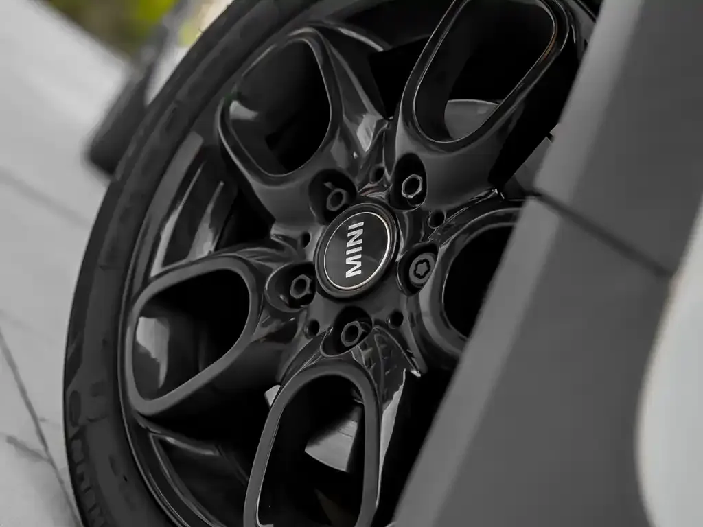 MINI Cooper (3-door) — фото 10