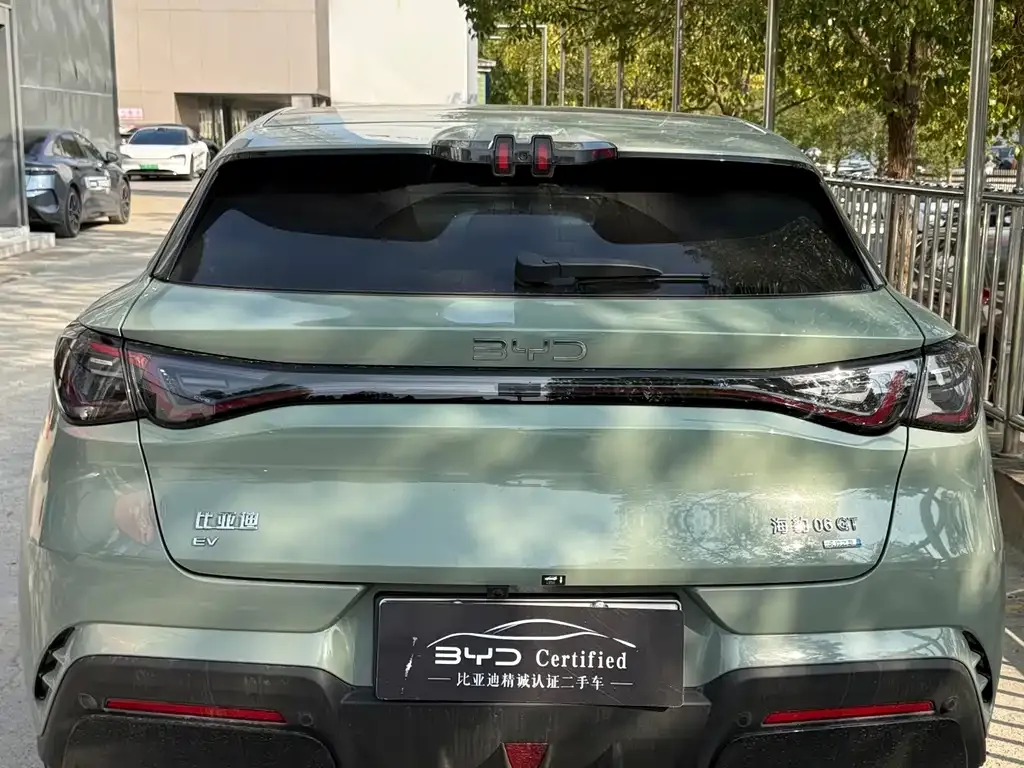 BYD Seal 06GT — фото 8