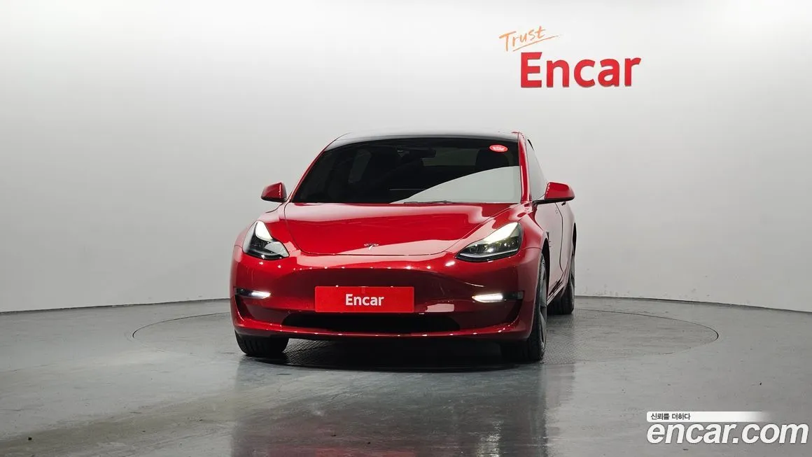 Tesla Model 3 — фото 4