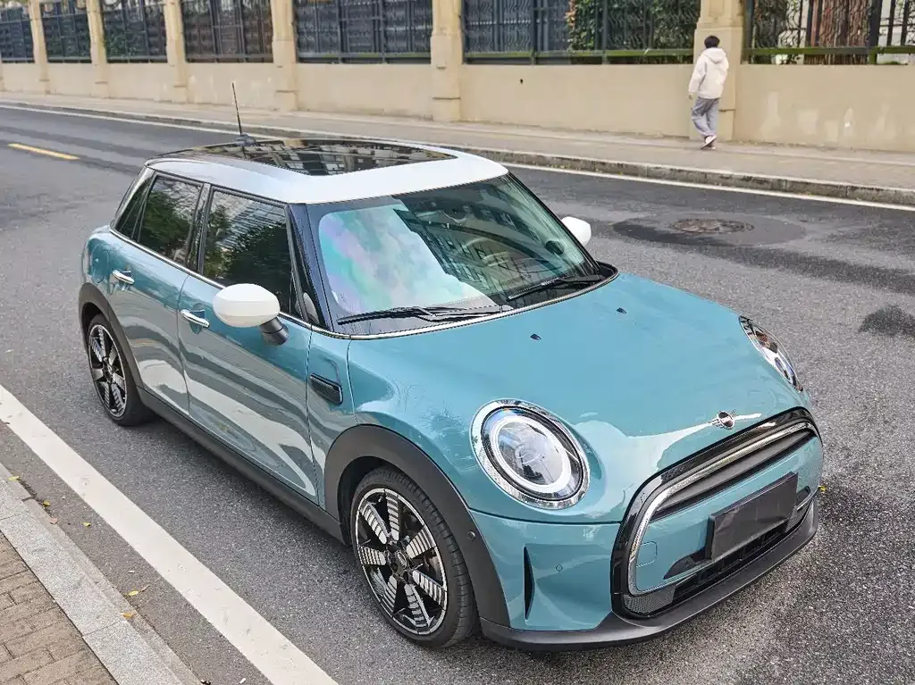 MINI Cooper (3-door) — фото 10